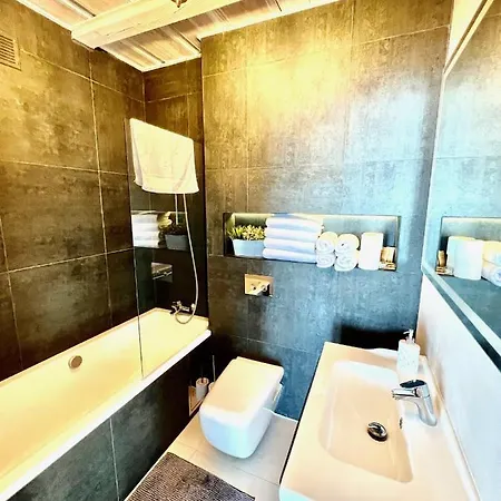 Ξενοδοχείο Blis